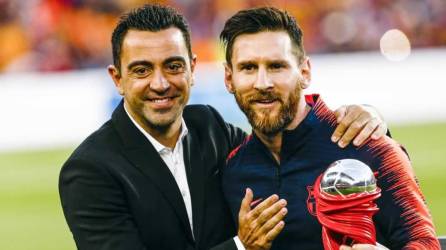 Xavi y Messi ganaron muchos títulos juntos en el Barcelona.