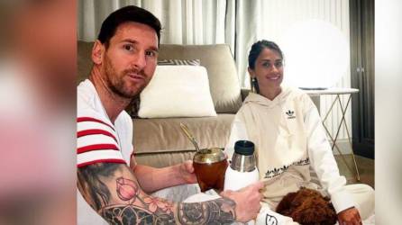 La fotografía de Messi junto a su esposa, Antonella Rocuzzo, publicada en Instagram.