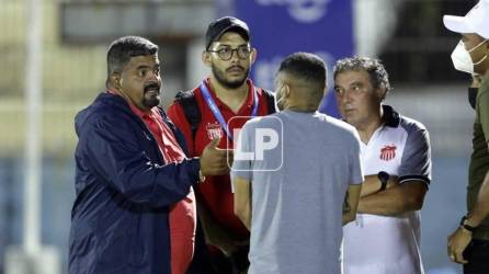 Luis Cruz, presidente del Vida, tuvo una conversación con los jugadores que estaban suspendidos en el club cocotero.