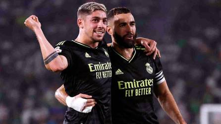 Fede Valverde y Karim Benzema fueron las figuras del triunfo del Real Madrid contra el Elche en la Liga Española.