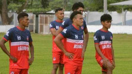 ‘Rambo’ de León y el Atlético Junior todavía no conocen el triunfo en la Segunda División de Honduras.