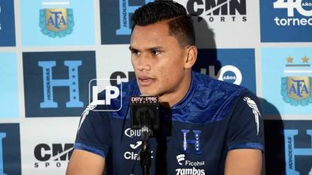 Denil Maldonado compareció en rueda de prensa en la previa al partido amistoso frente a Argentina.