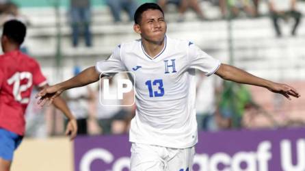 Jeyson Contreras celebrando su gol que puso a ganar a Honduras contra Costa Rica en el Premundial Sub-20.
