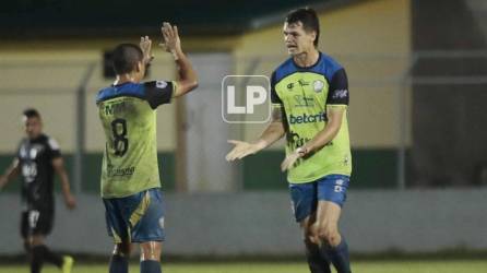 Los Potros del Olancho FC rescataron un empate 2-2 contra el Honduras Progreso en el estadio Humberto Micheletti.