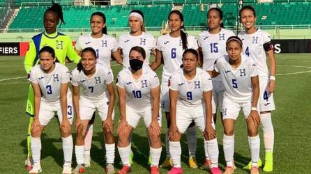 Las 11 jugadoras que fueron titulares en el debut contra Haití en el Premundial Femenino.