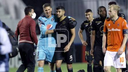 Jugadores de Motagua celebrando la clasificación a la final de la Liga Concacaf 2021.