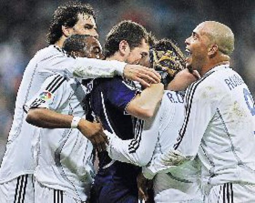 El Madrid presiona al Barça