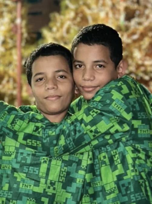 Madre de gemelos hondureños publica emotivas palabras de su hijo