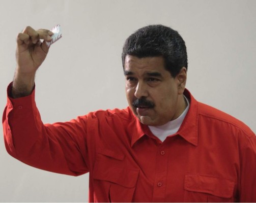 Maduro vota primero en la elección de la Constituyente en Venezuela