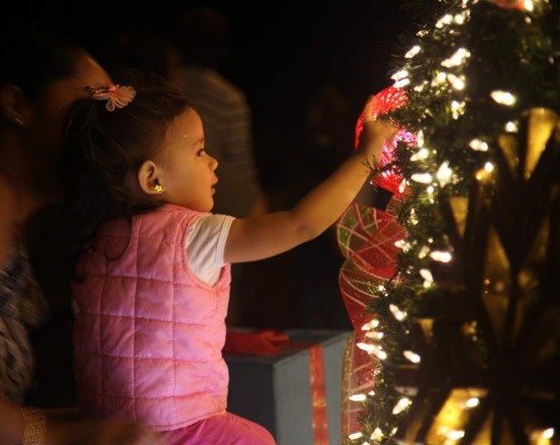 La Ceiba tiene por primera vez una Villa Navideña
