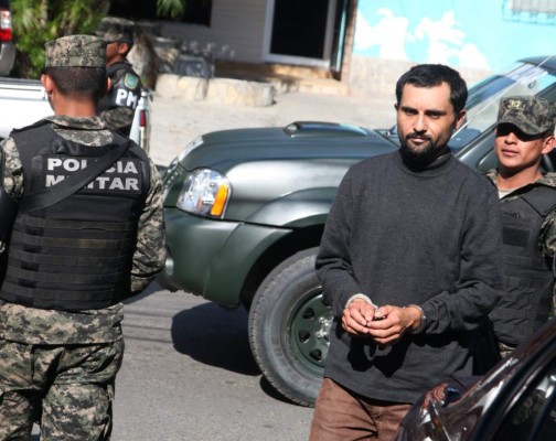 En prisión queda por crimen de padre e hijos