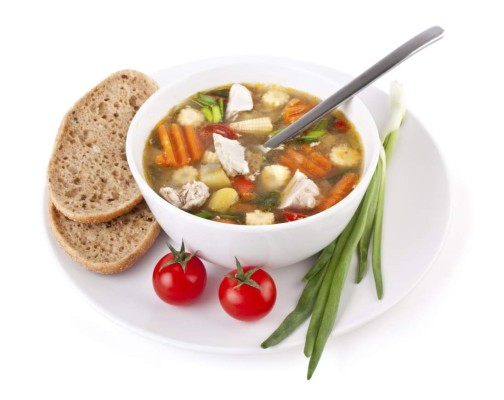 Una sopa de verduras para calentarse durante el invierno