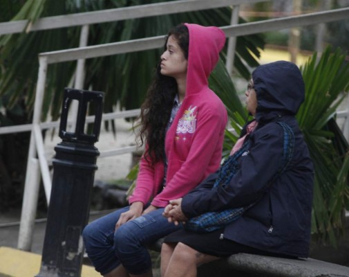Sampedranos amanecen este sábado con frío y lluvias