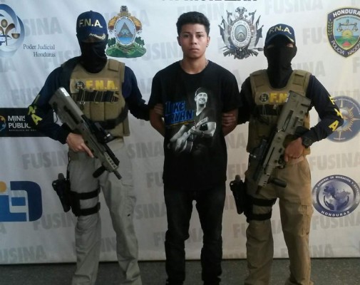 Lo detienen por extorsionar negocios en La Pradera de San Pedro Sula