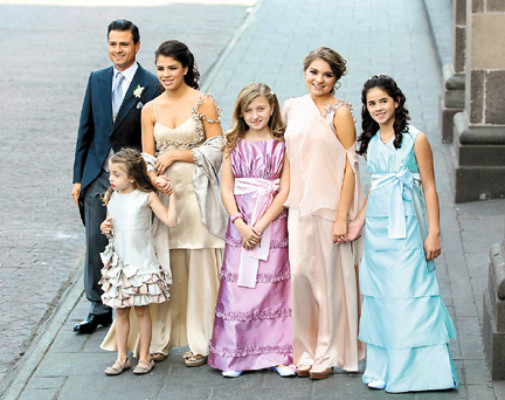 'La Gaviota” y Peña Nieto ya son esposos