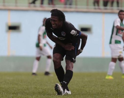 Lesión de Carlo Costly no es de gravedad