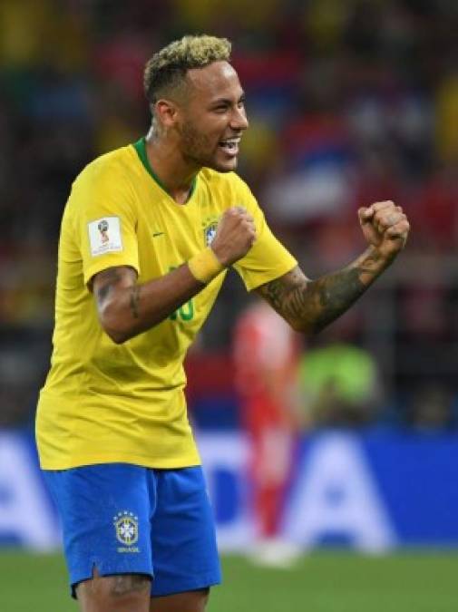 Neymar celebrando la victoria de Brasil ante Serbia. Foto AFP