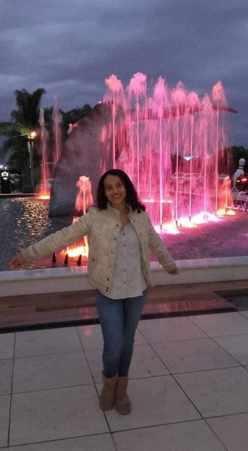 Erick Zelaya, hermano de Karla está haciendo los trámites para darle cristiana sepultura a la joven de 36 años. Su entierro al principio se manejaba que sería en Ohio en donde vive Erik pero ahora agilizan para que se lleve a cabo en Honduras.