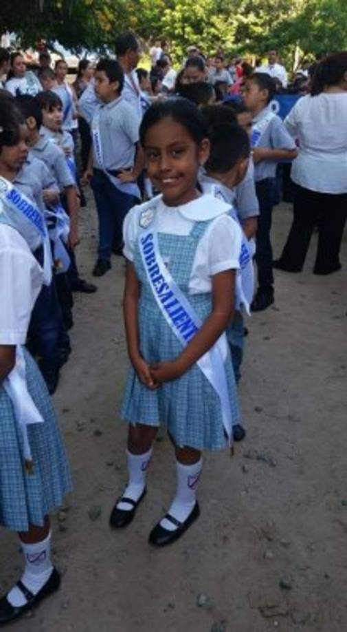 Ariana Berenice Carballo escuela Little Kids School.<br/>