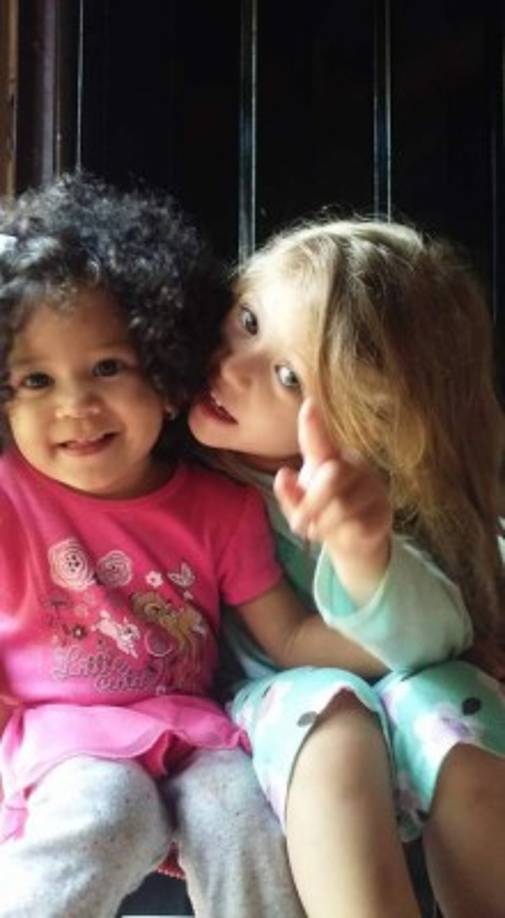 Abi Gisel Hernández<br/>Ellas son el regalo más grande que Dios me ha dado las adoro a mis hermosas princesas que pasen un lindo y feliz Día del niño a festejar se ha dicho.