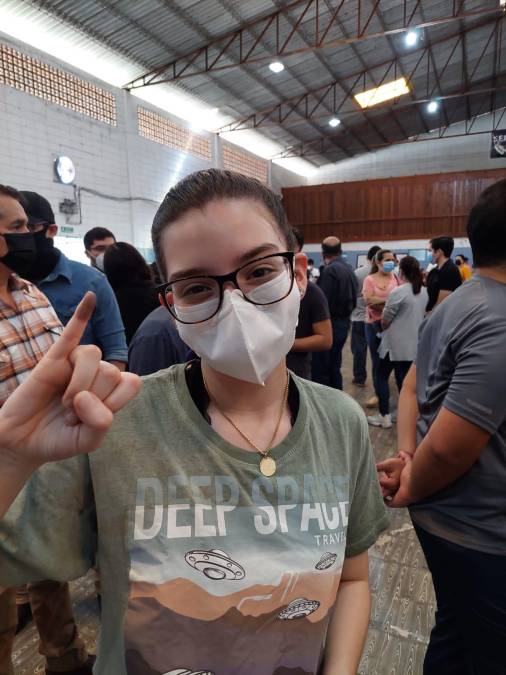 Estas chicas robaron suspiros entre los votantes hondureños