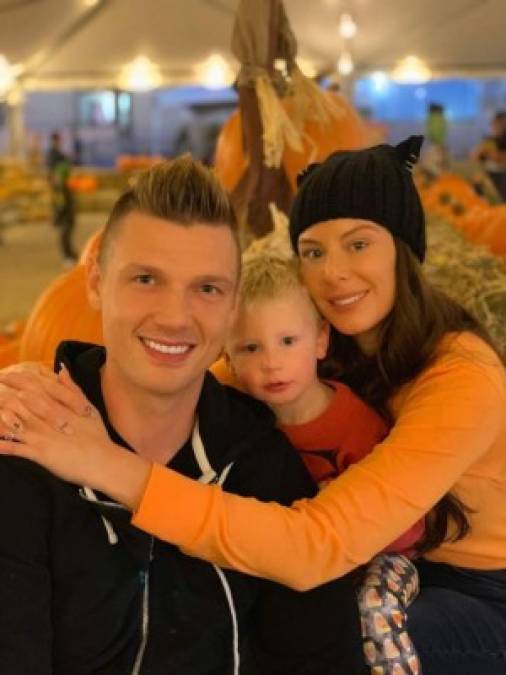 En 2014, Nick y su ahora esposa, Lauren Kitt, protagonizaron su propio reality en VH1 llamado 'I Heart Nick Carter', que relató su compromiso hasta el día de su boda. <br/><br/>El año siguiente, se ubicaría en el segundo lugar en 'Dancing with the Stars', en el que él y Lauren anunciaron que estaban esperando a su primer hijo, Odin Reign, que nació en abril de 2016.<br/><br/>Cuando no está ocupado trabajando, a Nick también le parece importante dar algo al mundo y se ha asociado con organizaciones como el Programa de las Naciones Unidas para el Medio Ambiente y la Red Internacional de Acción de Arrecifes de Coral para ayudar a promover la conservación del medio ambiente.