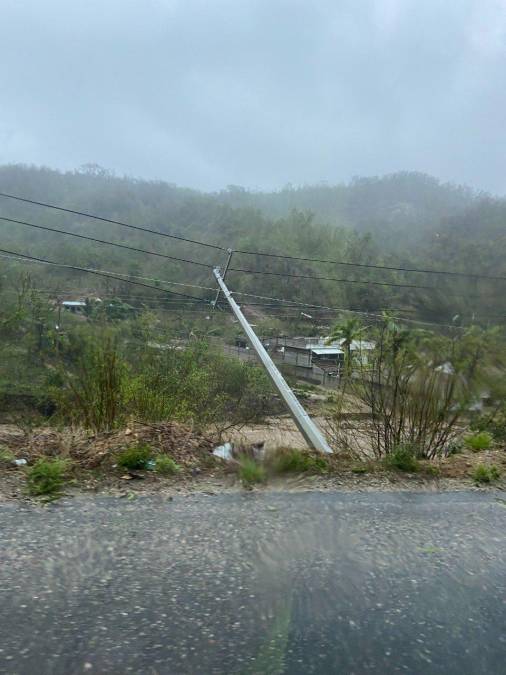El fenómeno tocó tierra como huracán 2 de la escala Saffir-Simpson (de 5) la tarde del lunes al oeste de Puerto Ángel, una comunidad costera de unos 2.500 habitantes en Oaxaca.