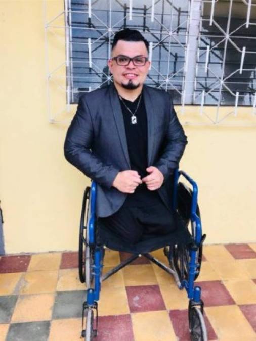 Arnold Alvarado, el hondureño que sueña viajar por el mundo para contar