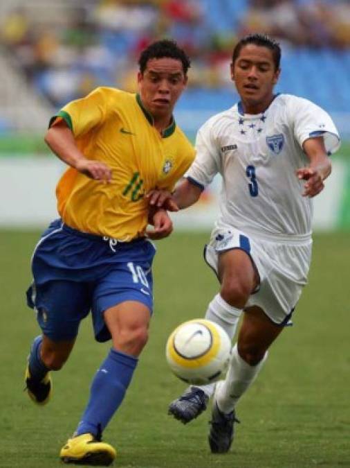 Ángel Castro enfrentó a la selección de Brasil en el histórico estadio Maracaná en los Juegos Panamericanos. Posteriormente jugó contra Ecuador y Costa Rica.