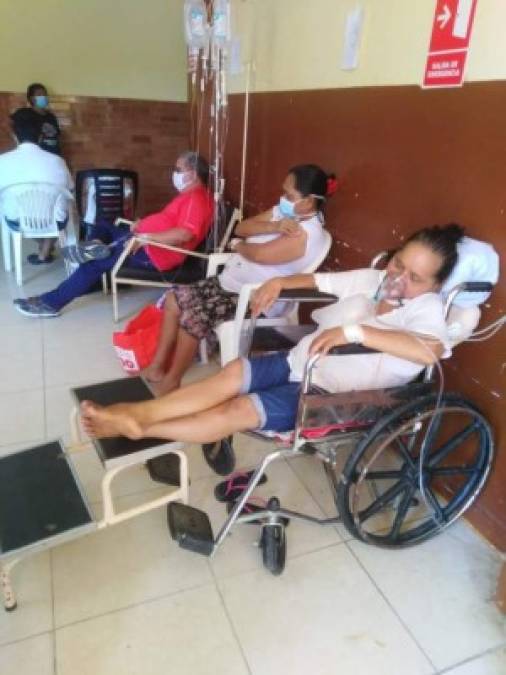 Iquitos, la mayor ciudad de la Amazonía en Perú, es la que concentra la mayoría de los problemas de la región, en la que medidas de contención como cuarentenas o uso de mascarillas son prácticamente inexistentes y que además incluye a las comunidades indígenas a su alrededor, que viven alejadas de los hospitales y centros de salud.