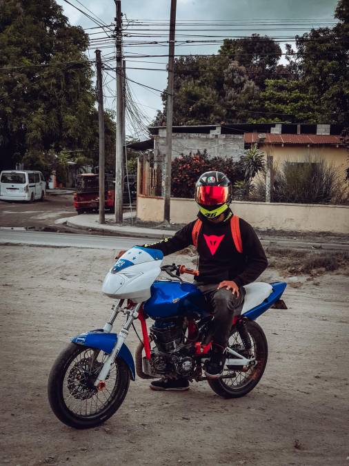 Miguel, el joven motociclista campeón que fue atropellado en Choloma