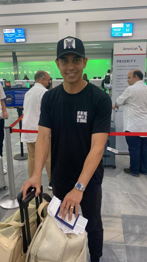 Dubón<b> </b>estaba esperando su vuelo hacia Estados Unidos en el Aeropuerto Internacional Ramón Villeda Morales.