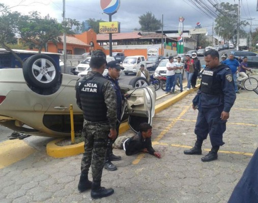 Asaltantes se accidentan tras robar L 200 mil