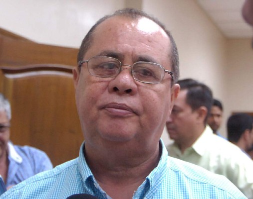 Empresarios y Portuaria acuerdan dragar muelle de La Ceiba