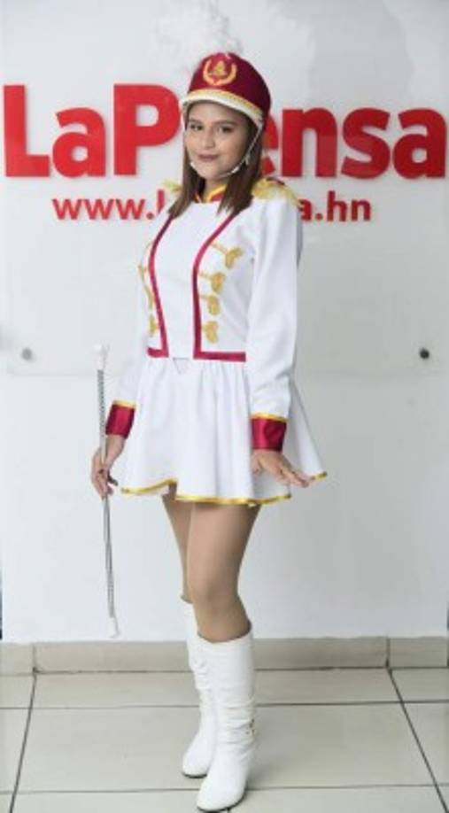 La joven aspira entrar a la UNAH-vs, pero aún no se decide si estudiar la licenciatura en Periodismo o la carrera de Derecho.