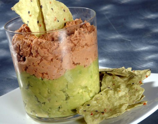 Ensalada de aguacate y atún