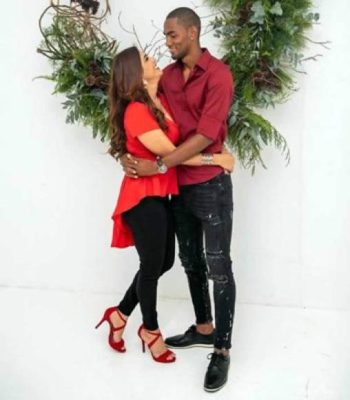 Jerry Bengtson - El delantero hondureño del Olimpia tiene una bonita relación con su esposa Yarely Espinal.