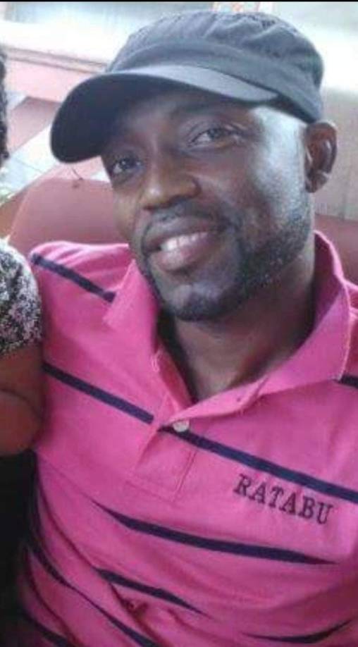 Según confimó la familia de Mario Peri, el exfutbolista sufrió un derrame cerebral y fue trasladado a San Pedro Sula en donde este miércoles murió.