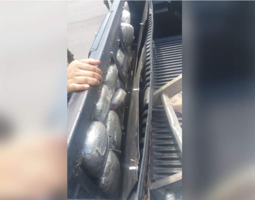 Capturan a supuesto pandillero con 51 paquetes de marihuana