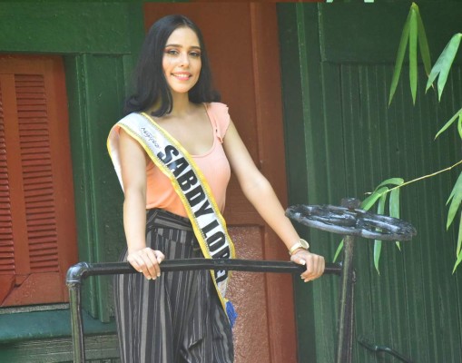 Ellas son las candidatas a reina de la feria en La Ceiba