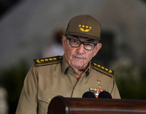 Estados Unidos impone sanciones al cubano Raúl Castro