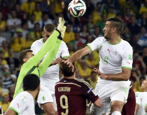 Argelia hace historia pasando a octavos y echa a Rusia del Mundial