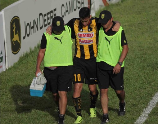 Luciano Ursino se vuelve a lesionar en el Real España