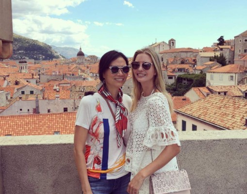 Ivanka Trump se reúne con la novia de Vladímir Putin