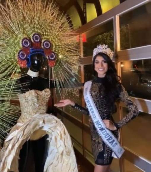 Alonso Máximo indicó a LA PRENSA que quiso hacer del traje típico de Miss Honduras Universo 2019 un homenaje al país centroamericano.