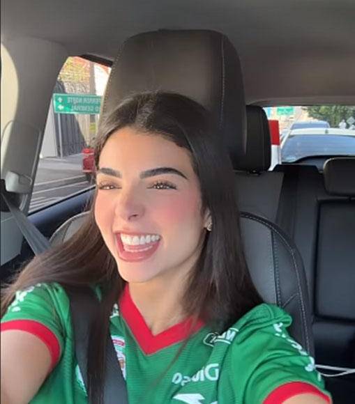 Adriana Daabub compartió varias Stories y se le vio puesta la camiseta del Marathón. 