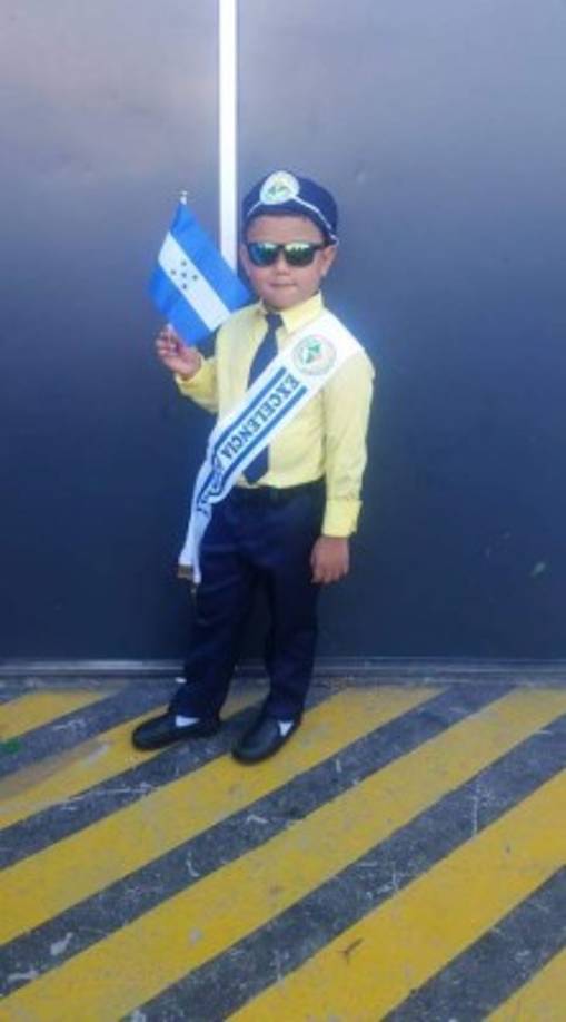 Esnel Jareth Rodríguez C.E.B Jose Antonio Peraza col. Rivera Hernández - San Pedro Sula.