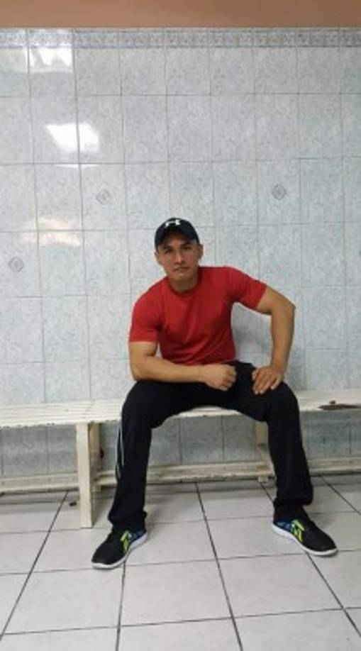 Luego del impacto, Chirinos salió volando y cayó en el pavimento, unos diez metros adelante del accidente. Las autoridades indicaron que el fisicoculturista murió en el acto debido al fuerte impacto al caer en el pavimento.