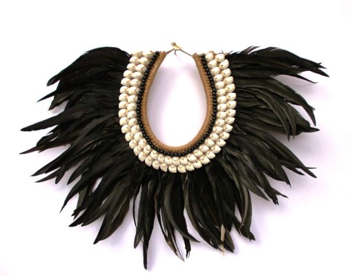 Plumas para lucir en Navidad