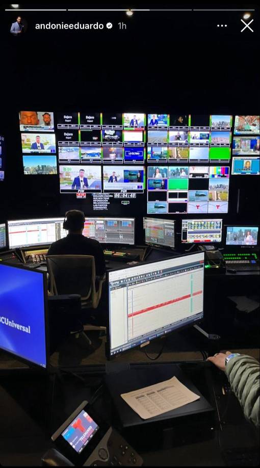 Asimismo mostró las instalaciones del reconocido canal de televisión. 